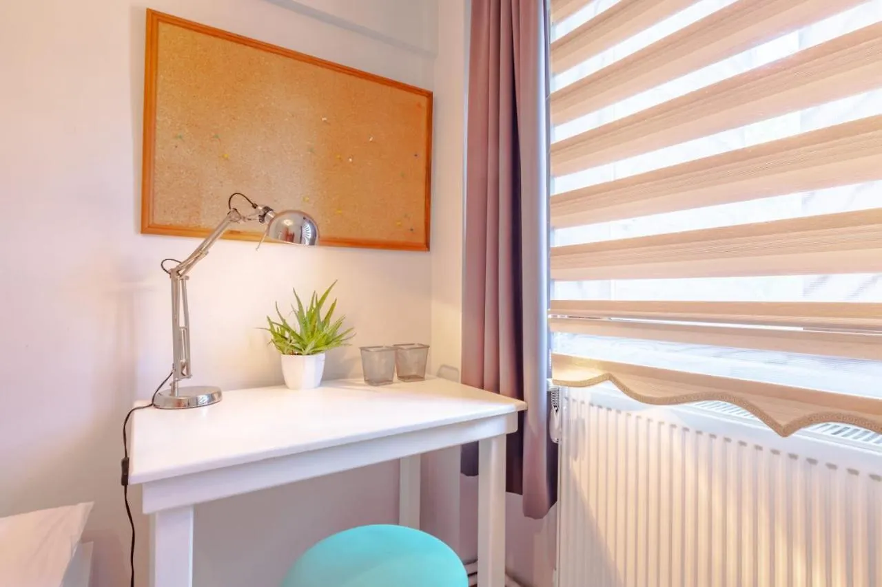 Apartment Colorful And Central Flat With Balcony In Kadikoy Istanbul Türkei